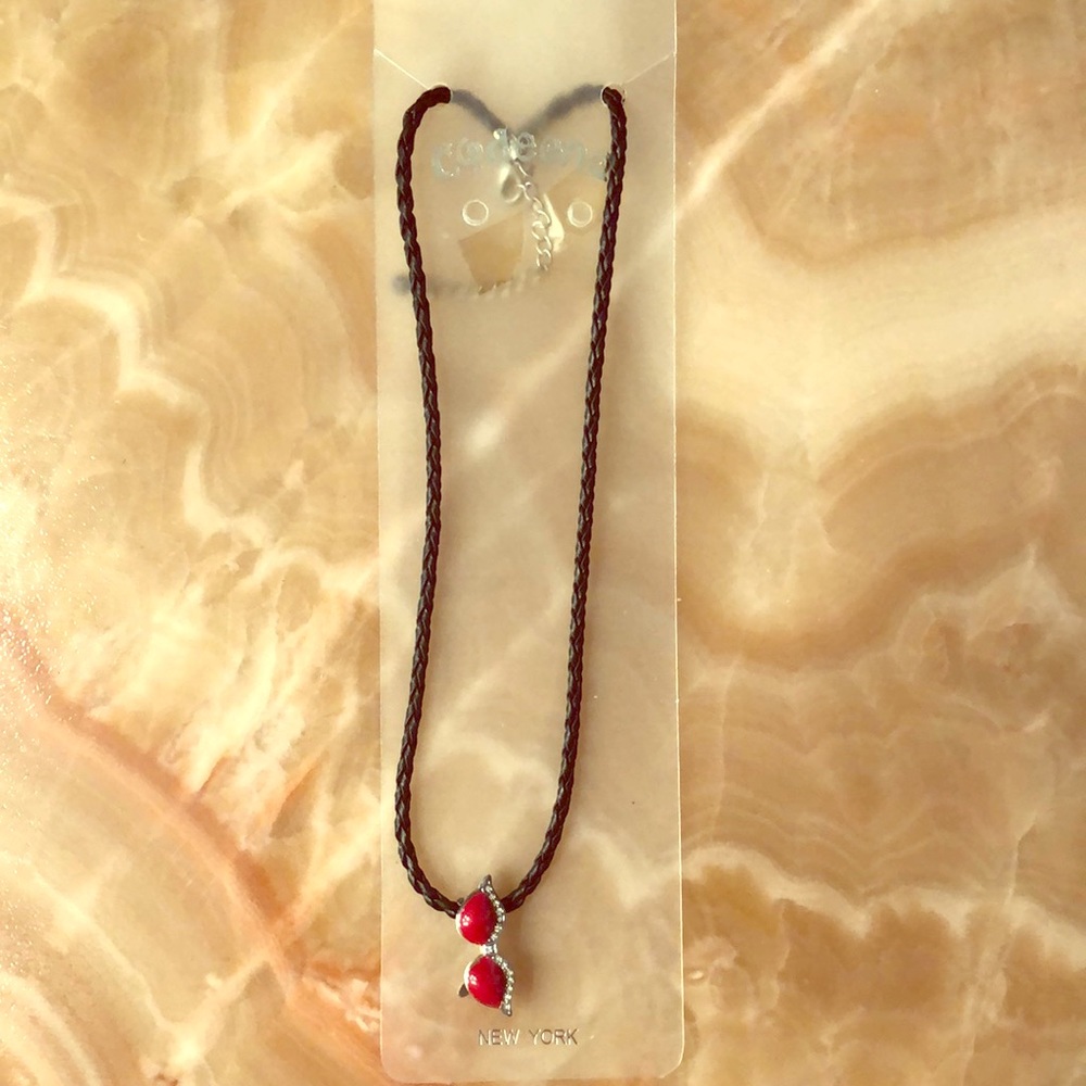 Sun glasses 👓 necklace